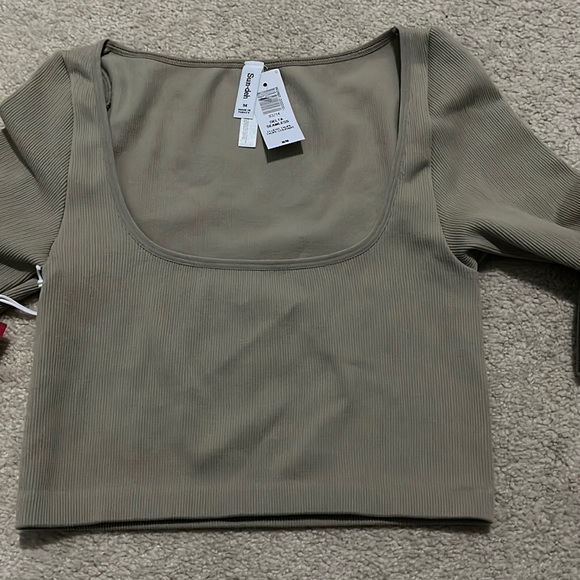 Sun Deh Top - Picture 4 of 11